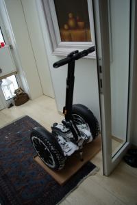 Segway nach Fahrt in ca. 20 cm hohem Schnee