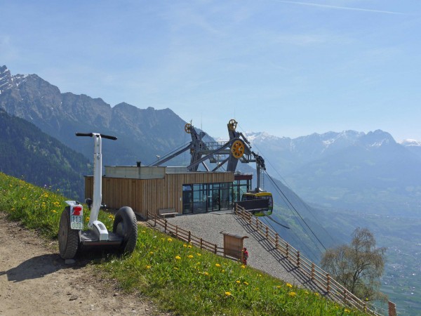 Bergstation der Texelbahn oberhalb von Partschins