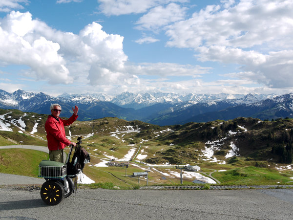 Wendelstein vor der Kulisse der Venedigergruppe. Aufnahmestandort: Alpenhaus